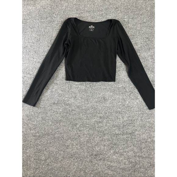 Hollister Tops - Hollister Scoop Neck Fitted Shirt Top Women's Size M Long Sleeve Cropped Black